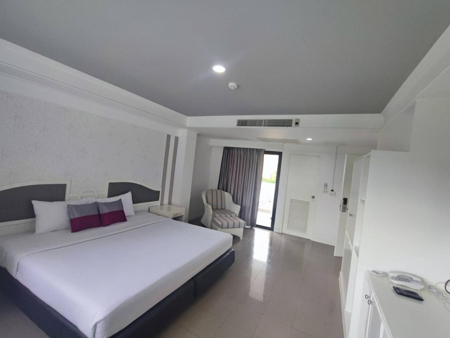 Rua Rasada Express Hotel Trang Exterior photo