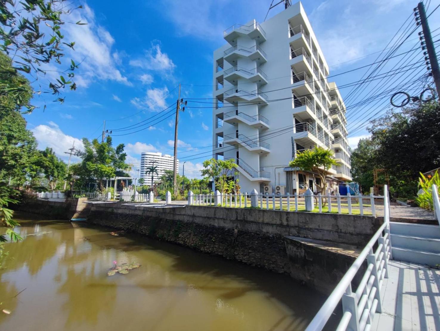 Rua Rasada Express Hotel Trang Exterior photo