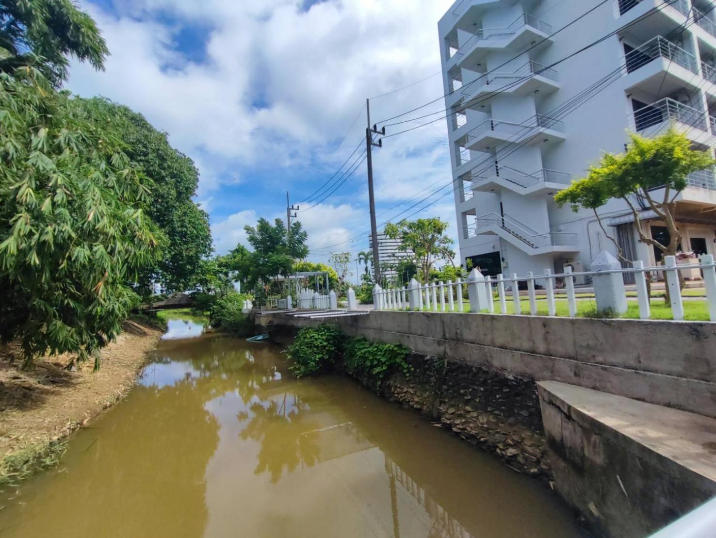 Rua Rasada Express Hotel Trang Exterior photo